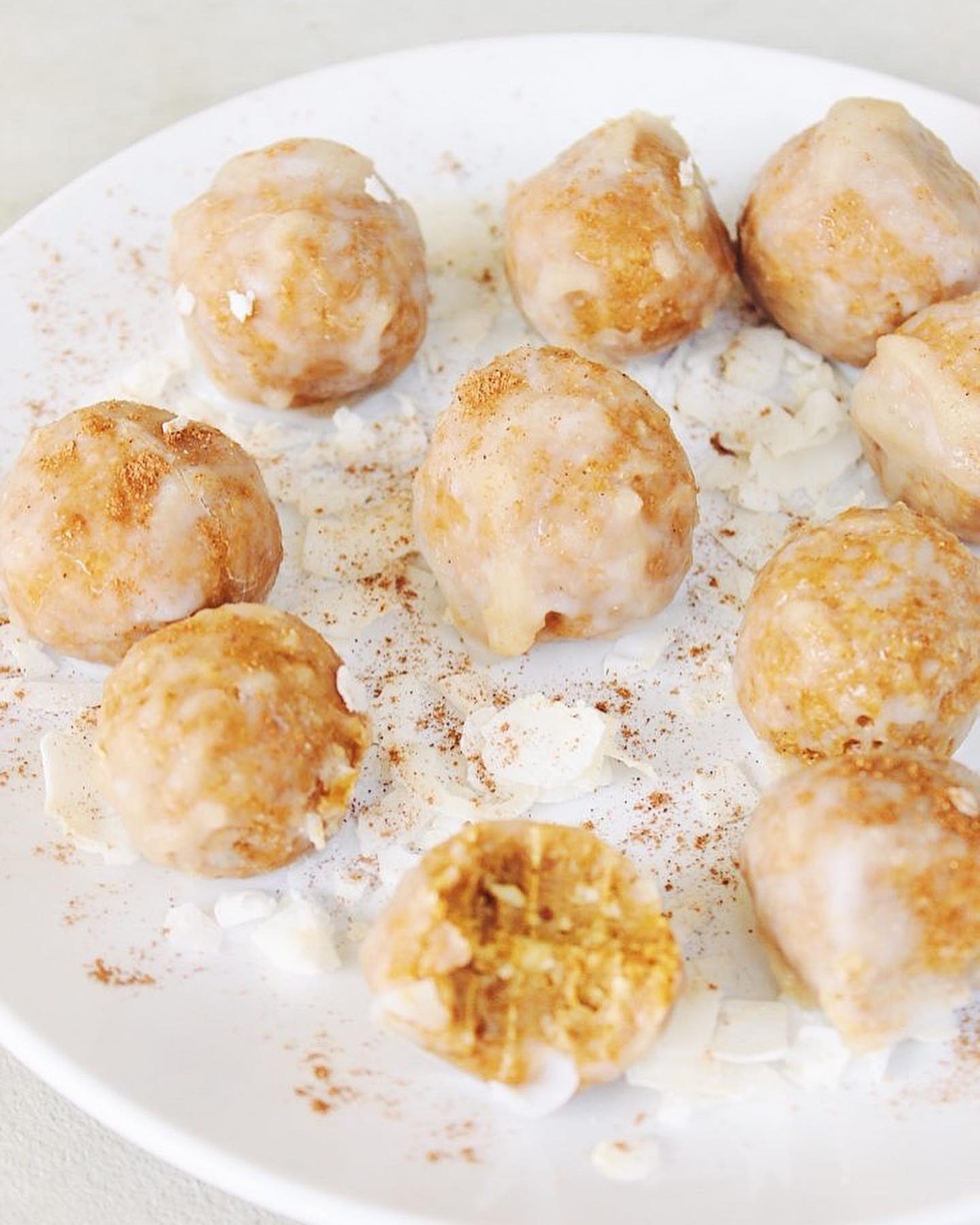 Pumpkin Spice Donut Holes