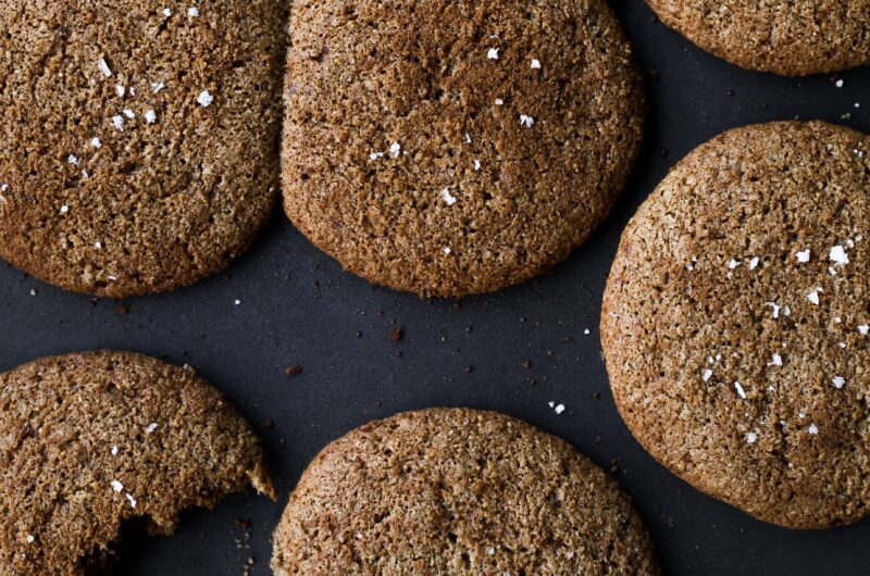 Gingersnap Tahini Cookies