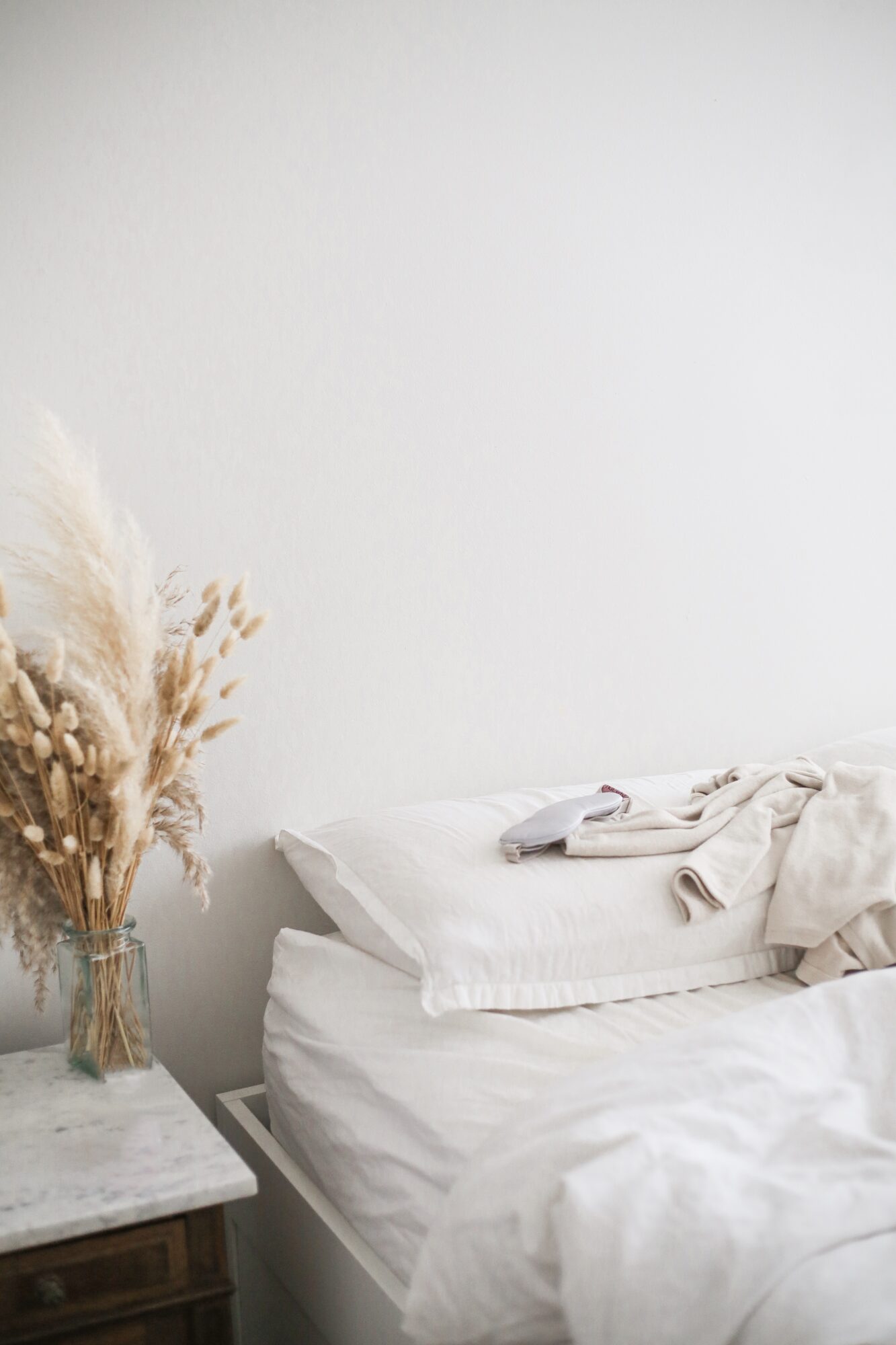Linking Everything I Bought for My Non Toxic Apartment - The Acne ...